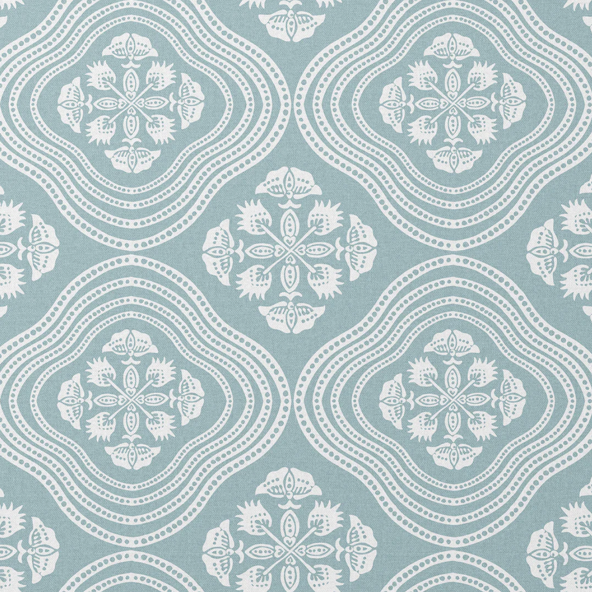 Charlotte Gaisford | Halo