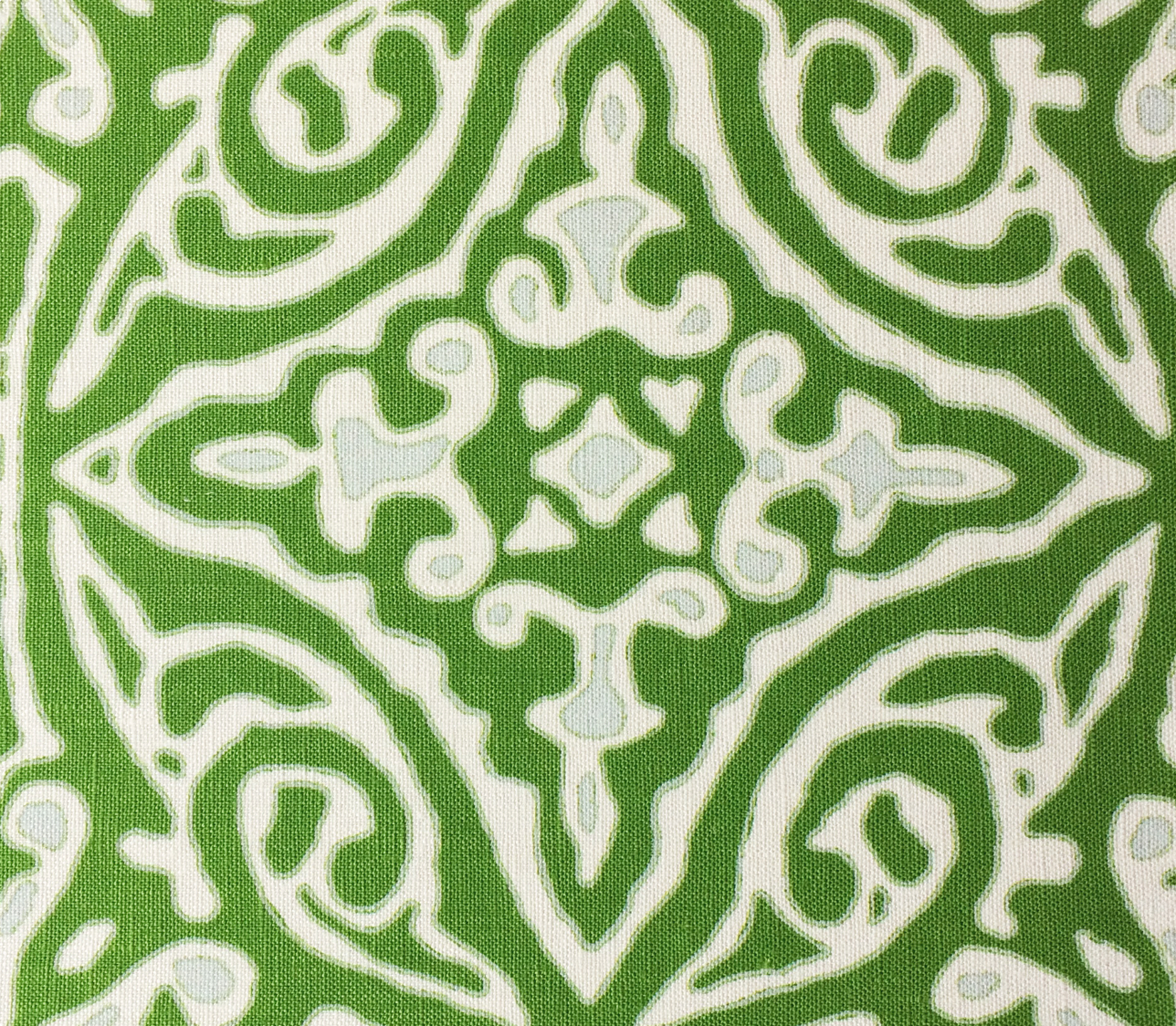 Betsy | Medium Diamond Batik