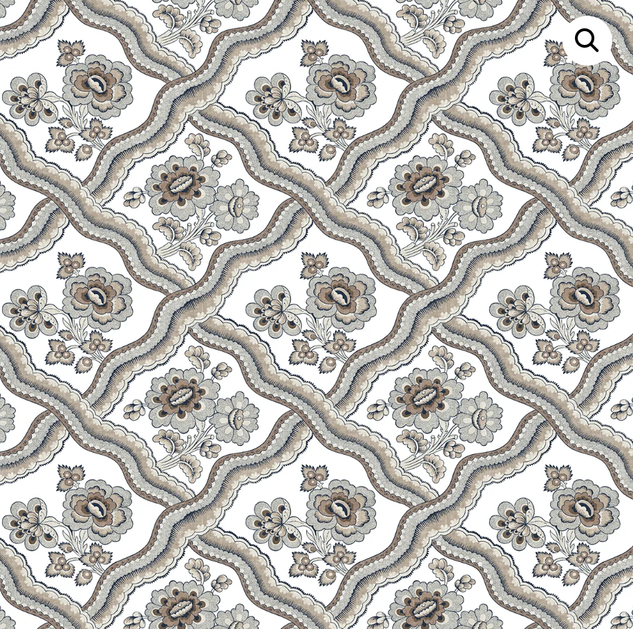 Suzanne Tucker | Jolie